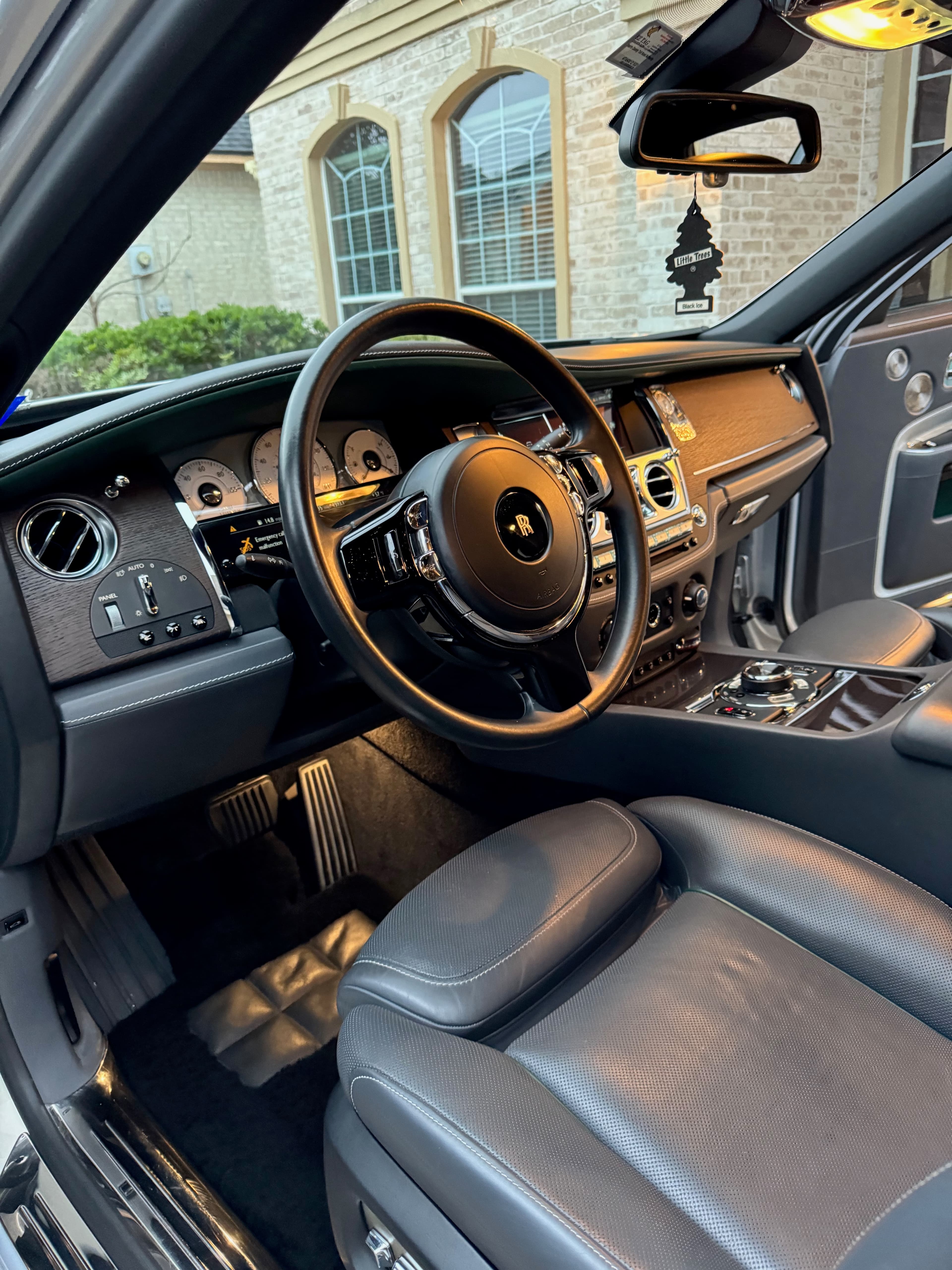 Rolls-Royce interior
